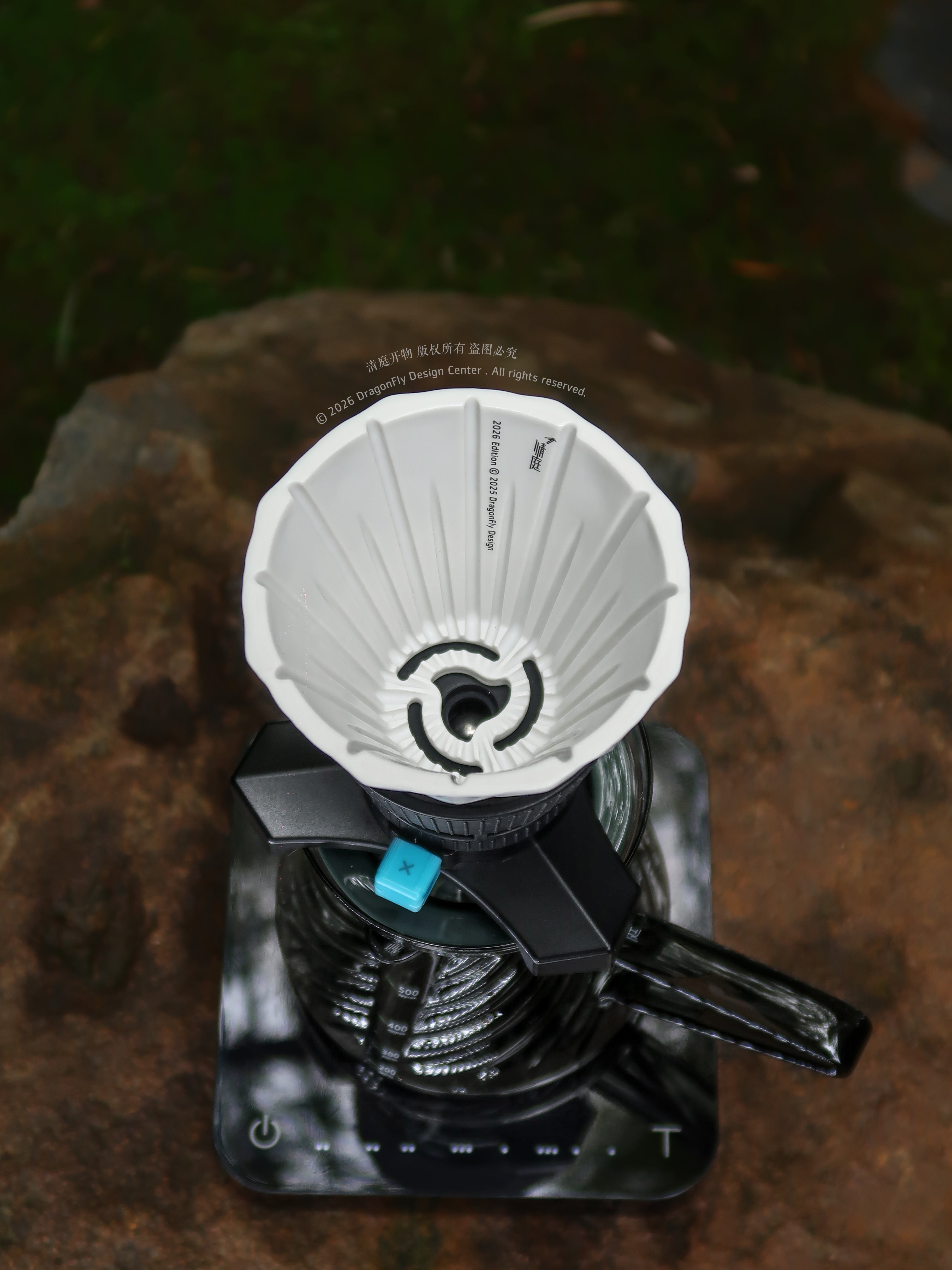 Tri-spin CT flat dripper
